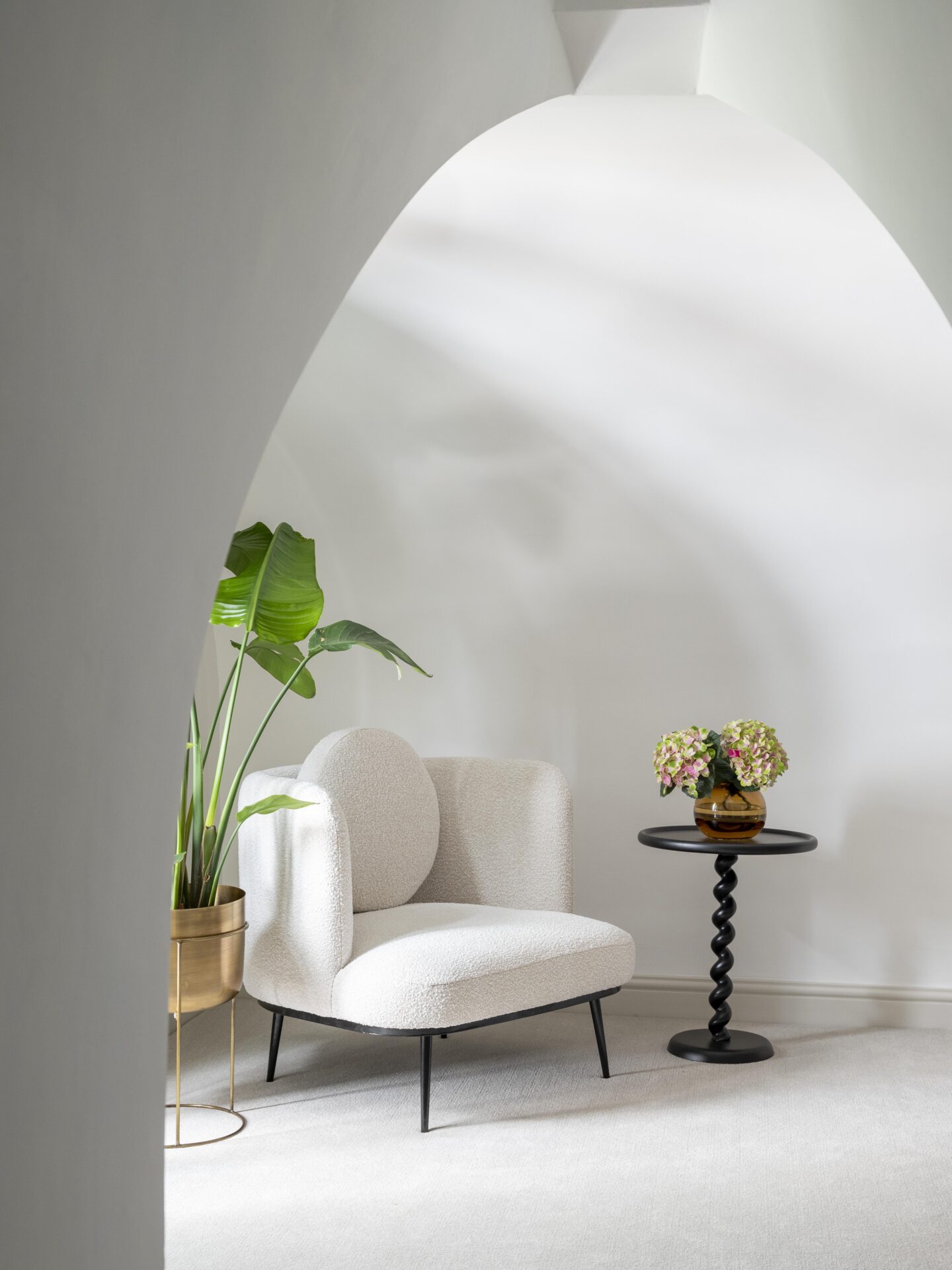 Woodhouse & Law Shares 2024 Interior Design Trends with OKA