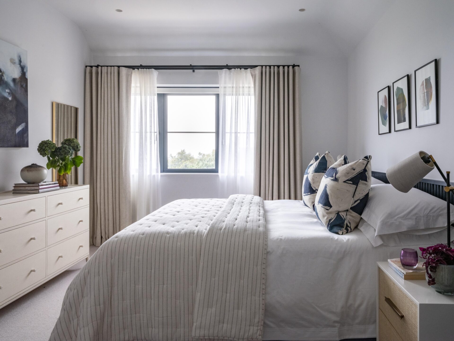 Coastal Retreat - Woodhouse & Law